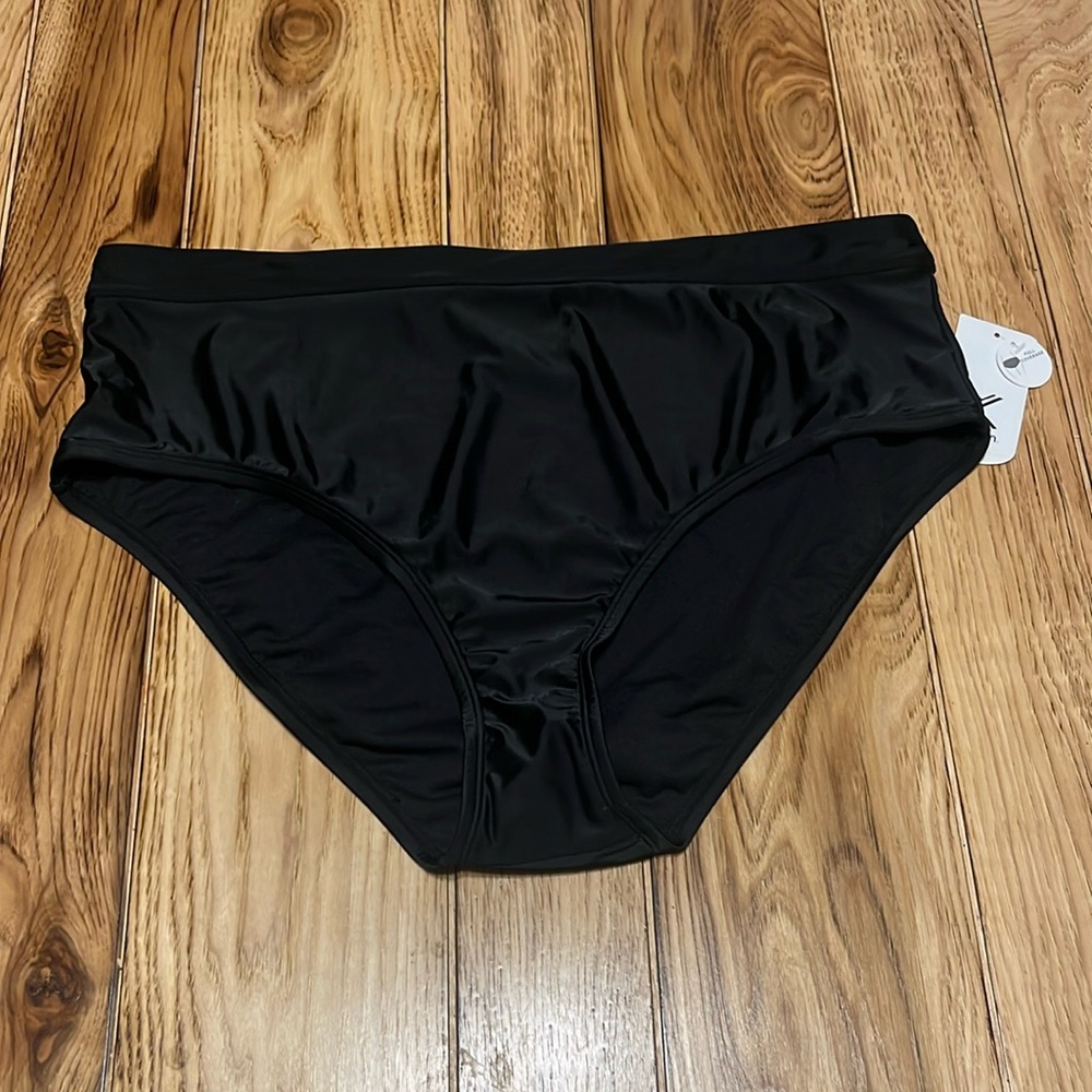NWT XERSION bathing suit, bottoms